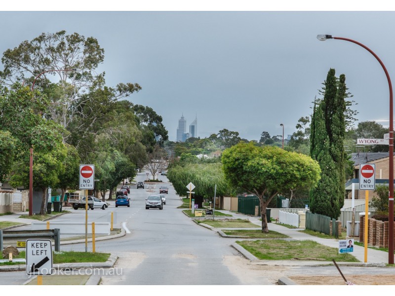 74 Chapman Road, Bentley WA 6102