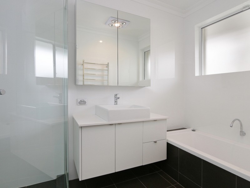 4 Boston Way, Booragoon WA 6154