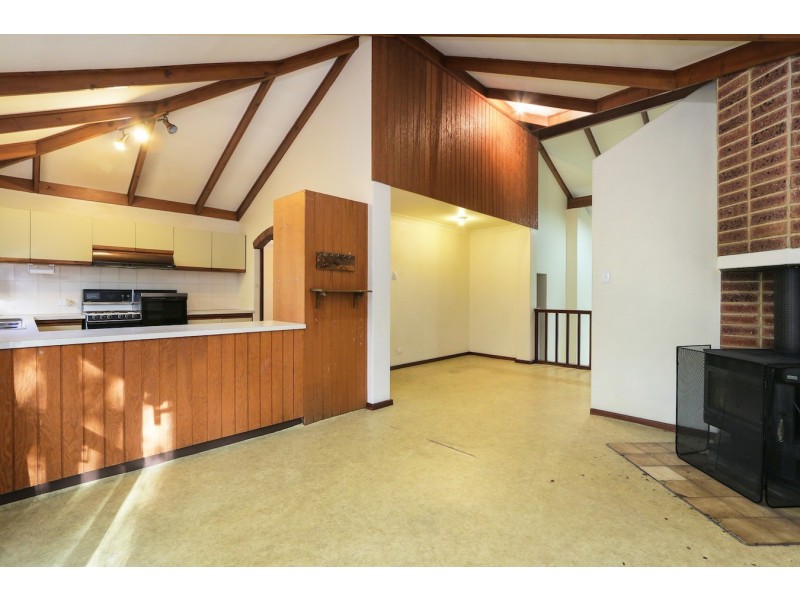 400 Lesmurdie Road, Lesmurdie WA 6076