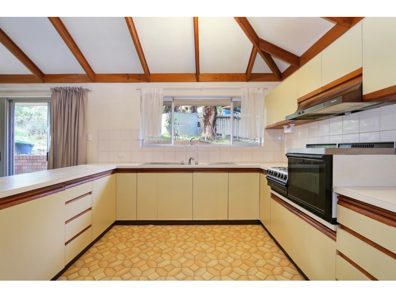 400 Lesmurdie Road, Lesmurdie WA 6076