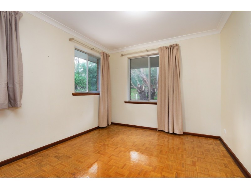 400 Lesmurdie Road, Lesmurdie WA 6076