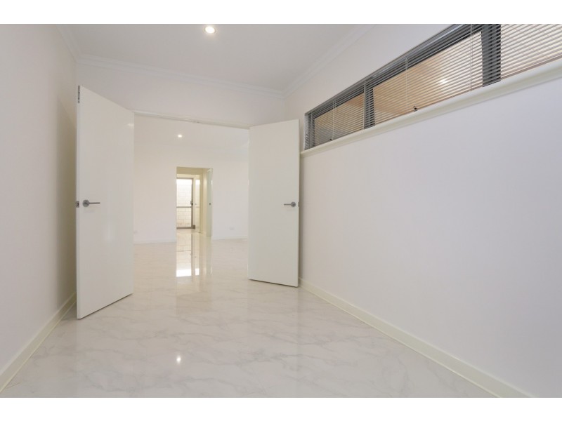 21C Chichester Way, Nollamara WA 6061