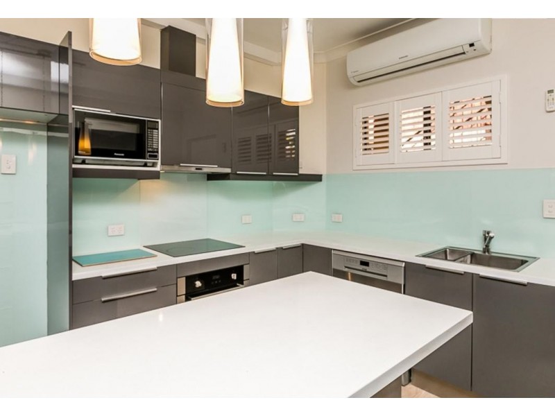 2/8 King George Street, Victoria Park WA 6100