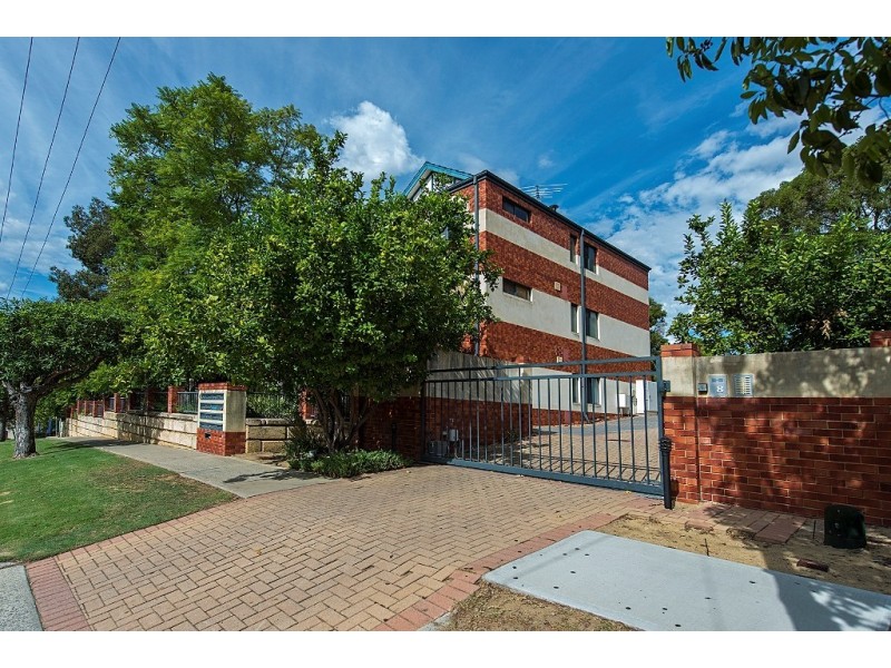 2/8 King George Street, Victoria Park WA 6100