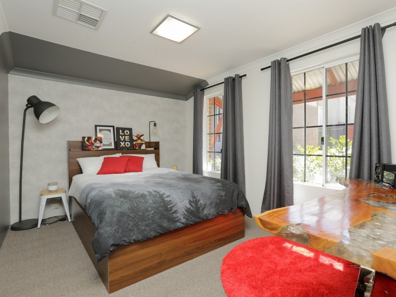 12B Gresham Street, Victoria Park WA 6100