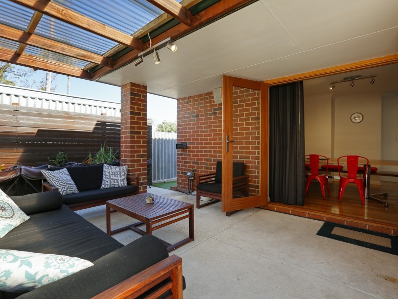 12B Gresham Street, Victoria Park WA 6100