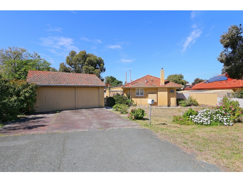 8 Beaconsfield Street, St James WA 6102