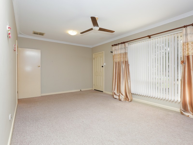 7 Devine Street, Maddington WA 6109