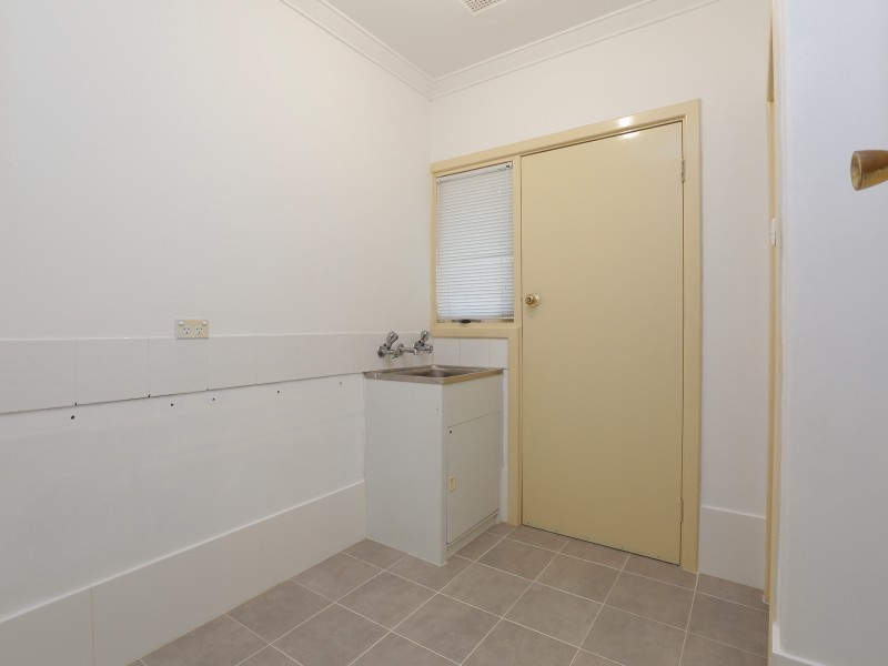 7 Devine Street, Maddington WA 6109