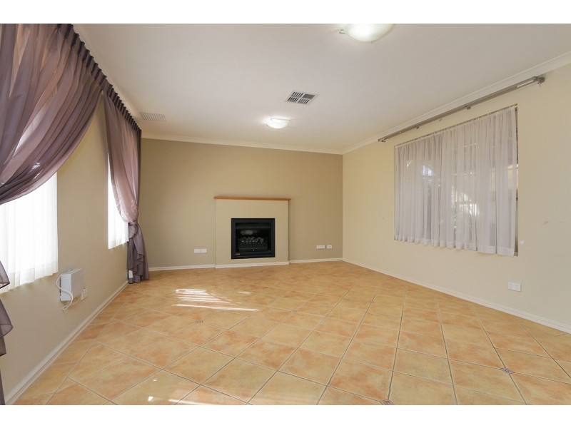 63A Cranford Avenue, Brentwood WA 6153