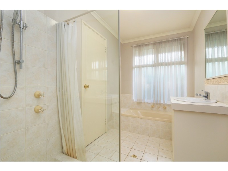 63A Cranford Avenue, Brentwood WA 6153