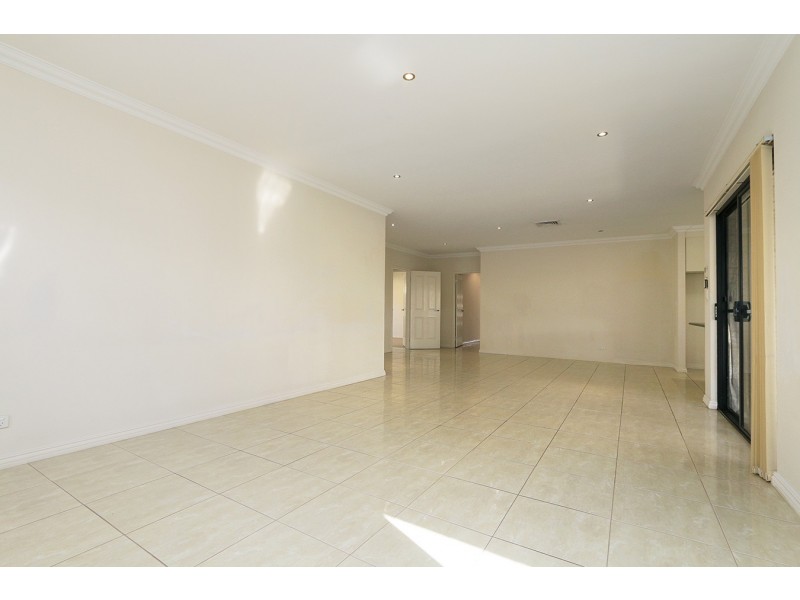 53 Kembla Circle, Madeley WA 6065