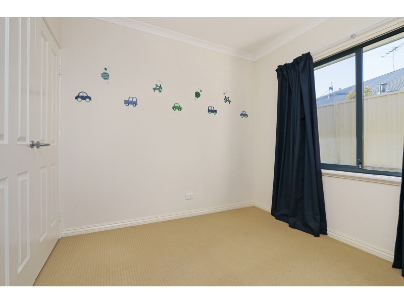 53 Kembla Circle, Madeley WA 6065