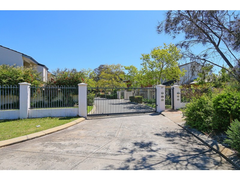 1/27 Melinga Court, Karawara WA 6152