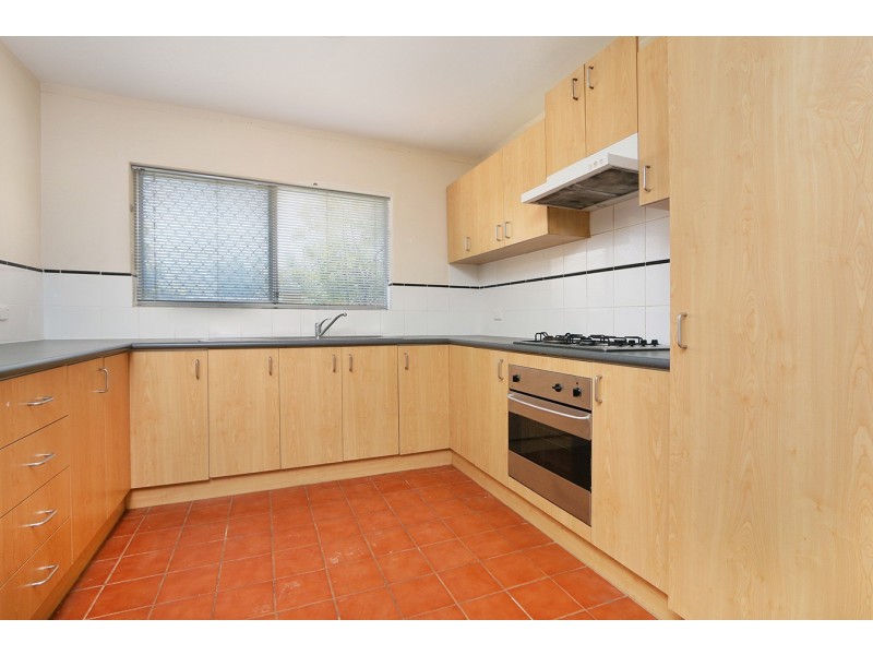 1/27 Melinga Court, Karawara WA 6152