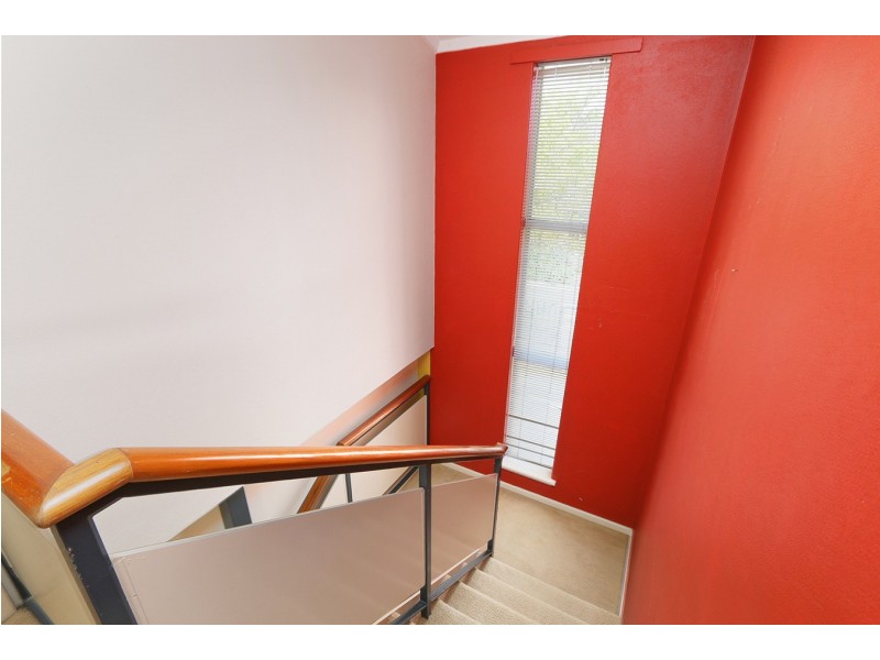 1/27 Melinga Court, Karawara WA 6152