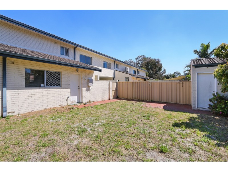 1/27 Melinga Court, Karawara WA 6152