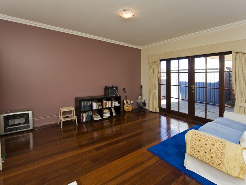 50 Cargill Street, Victoria Park WA 6100