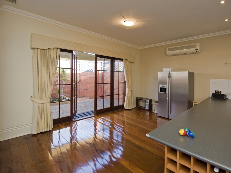 50 Cargill Street, Victoria Park WA 6100