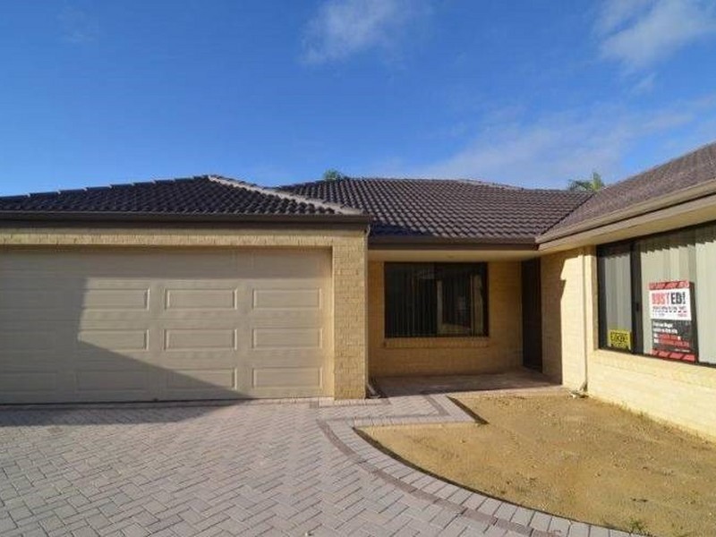 211B Wharf Street, Queens Park WA 6107