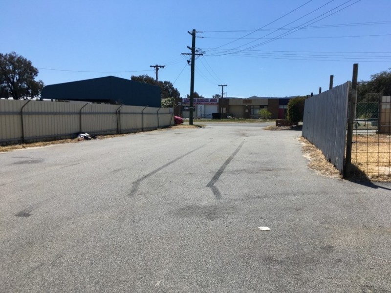 56 & 58 Owen Road, Kelmscott WA 6111