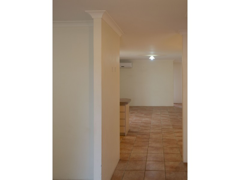 2/257 Surrey Road, Kewdale WA 6105