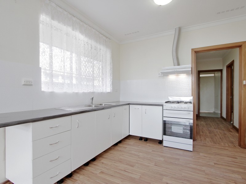 72 Davies Crescent, Kardinya WA 6163