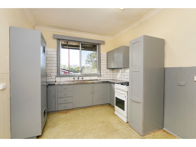 108 Jarrah Road, St James WA 6102