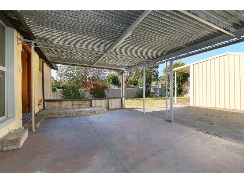 108 Jarrah Road, St James WA 6102