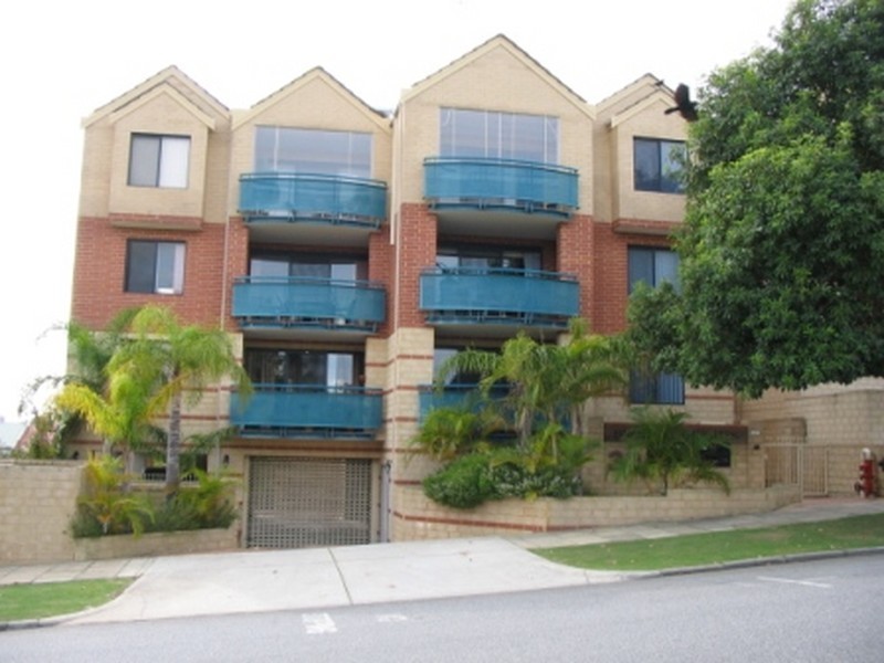 16/30 Bronte Street, East Perth WA 6004