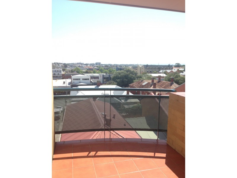 16/30 Bronte Street, East Perth WA 6004