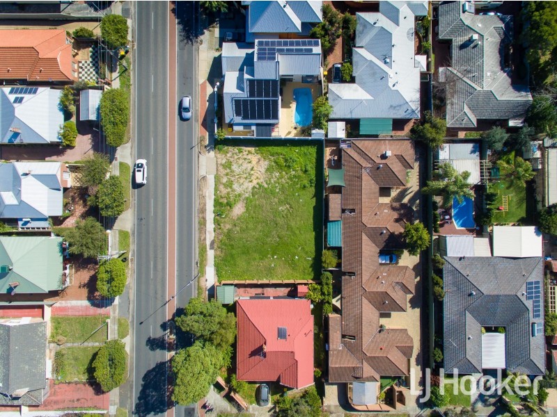 32 Berwick Street, Victoria Park WA 6100