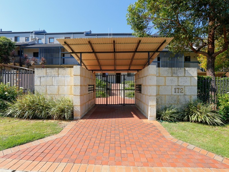 21/172 Mill Point Road, South Perth WA 6151