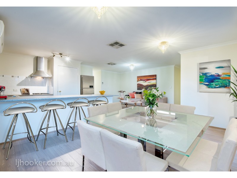 23 Serisier Parkway, Queens Park WA 6107