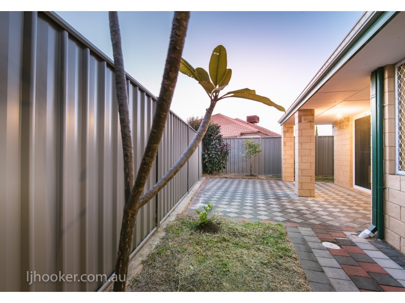 23 Serisier Parkway, Queens Park WA 6107