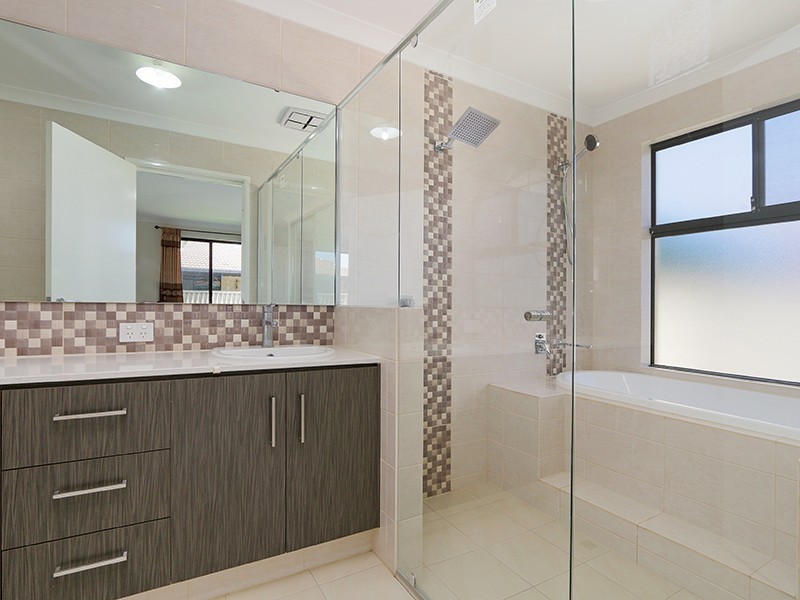 2 Carcoo Court, Beckenham WA 6107