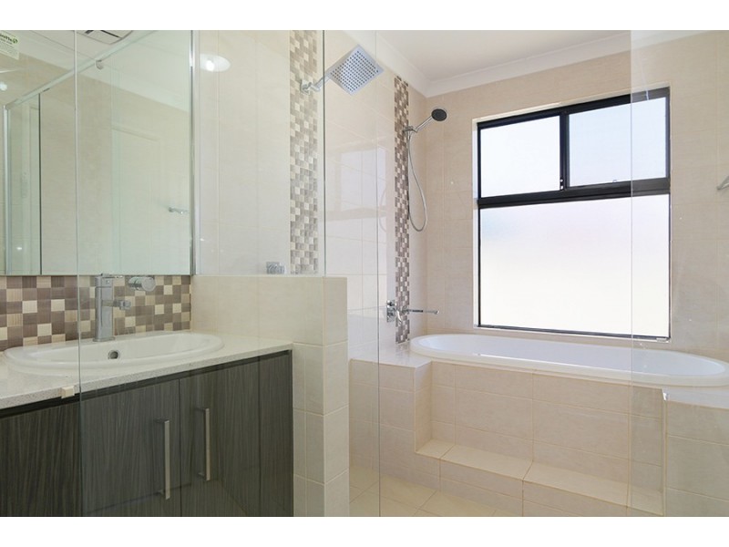 2 Carcoo Court, Beckenham WA 6107