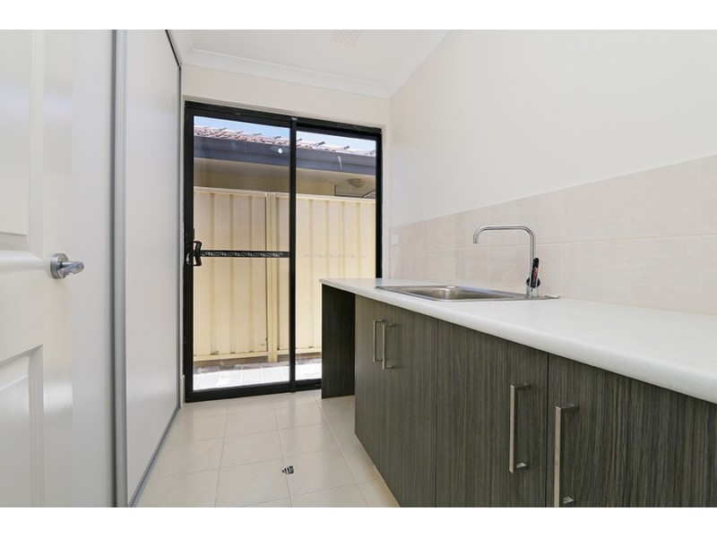 2 Carcoo Court, Beckenham WA 6107