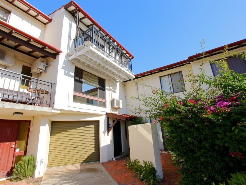 4/45 McCallum Lane, Victoria Park WA 6100