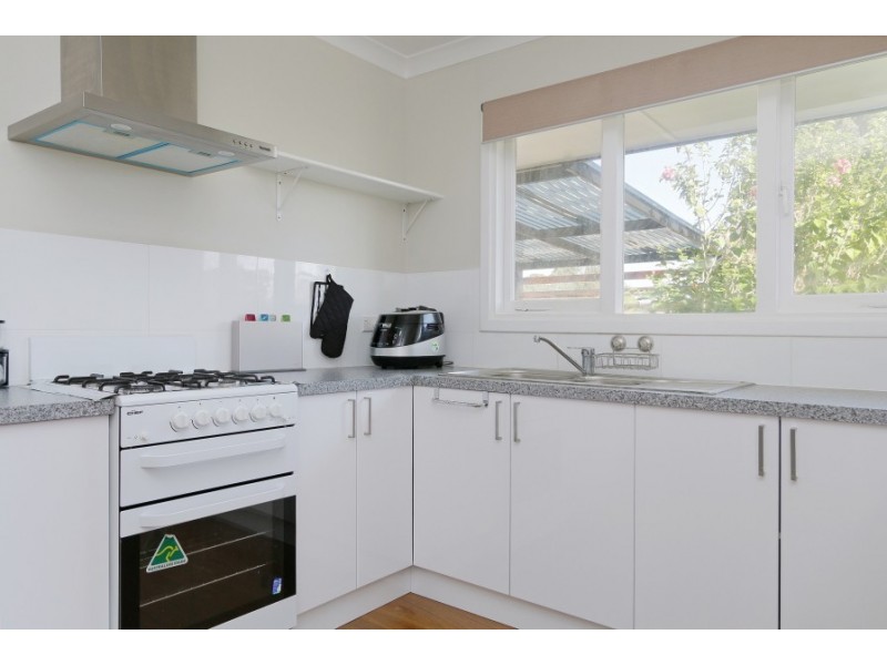 2 Kyogle Place, Armadale WA 6112