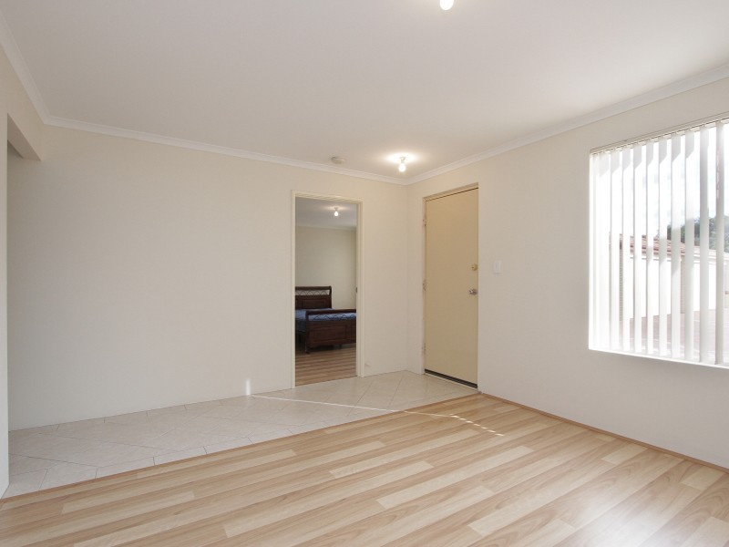 3/8 Acton Avenue, Bentley WA 6102
