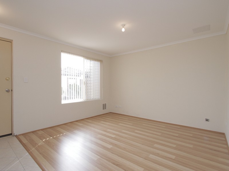 3/8 Acton Avenue, Bentley WA 6102