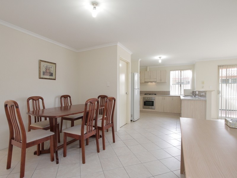 3/8 Acton Avenue, Bentley WA 6102
