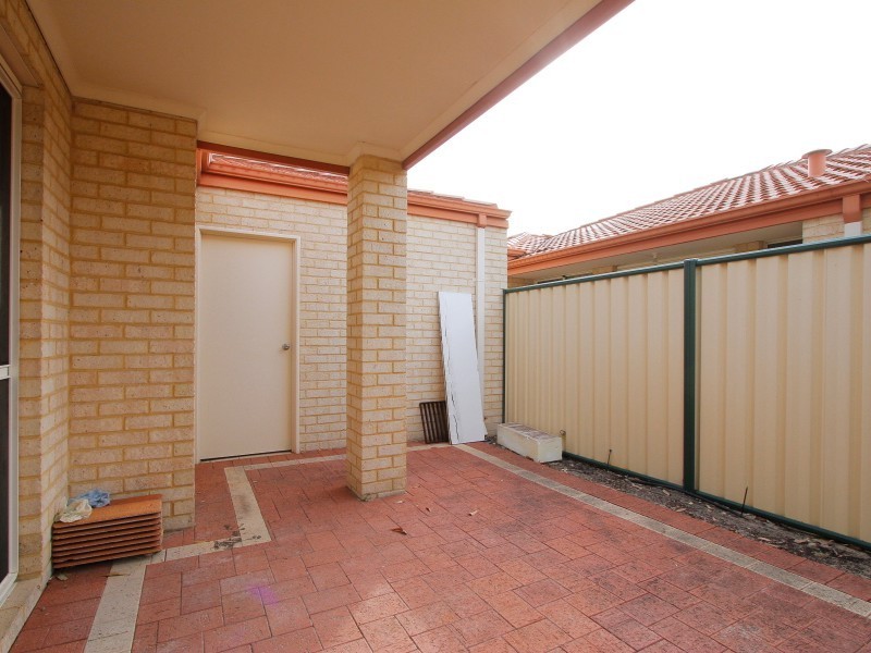3/8 Acton Avenue, Bentley WA 6102