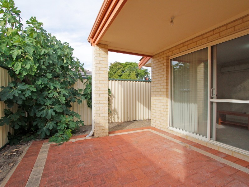 3/8 Acton Avenue, Bentley WA 6102