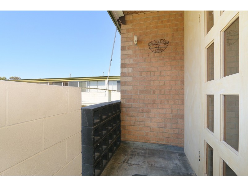 10/73 King George Street, Victoria Park WA 6100