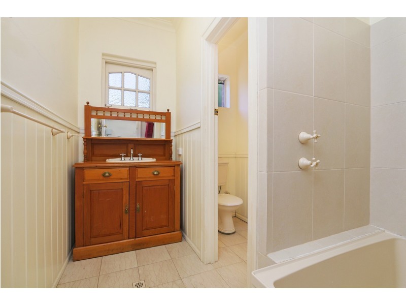 71 Mackie Street, Victoria Park WA 6100