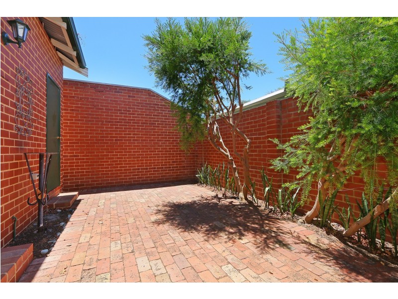 71 Mackie Street, Victoria Park WA 6100