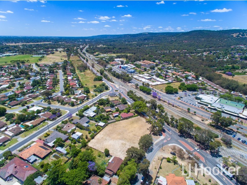 5 Banyard Avenue, Kelmscott WA 6111