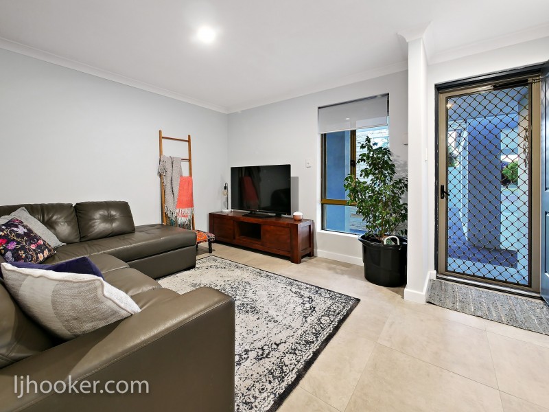 75 Thomas Street, East Cannington WA 6107